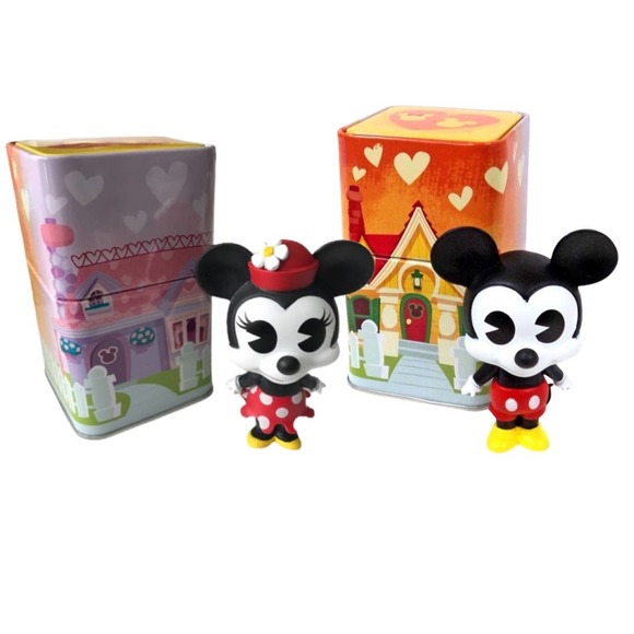 Funko Disney Mickey Minnie Mouse Mystery Collectible Tin  - Mini Vinyl Figurine - Picture 1 of 7